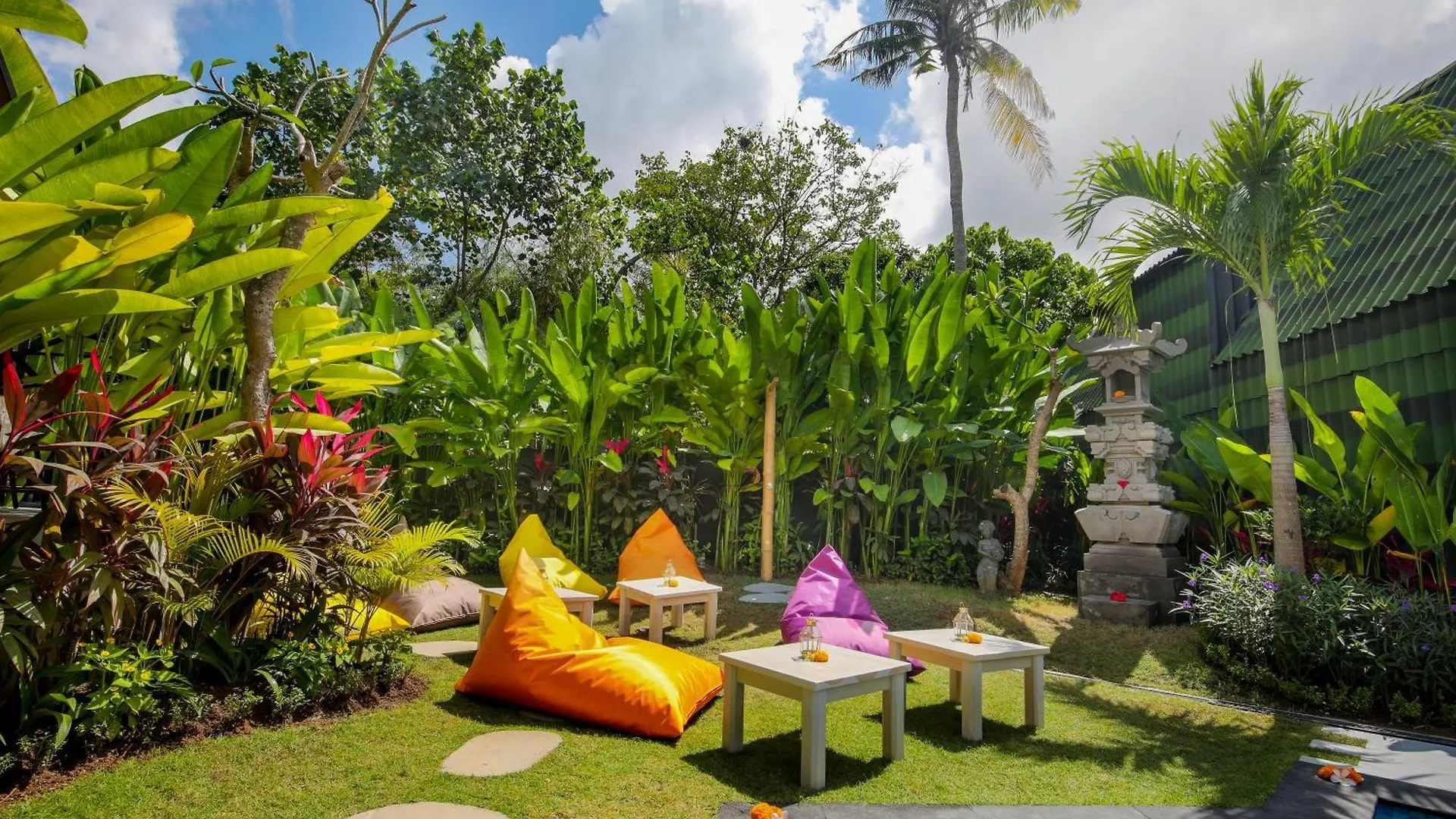 Guest house Le Cielo Resort Umalas By Maviba Canggu  Indonesia